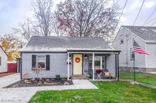 216 Kolpwood Avenue NW, Massillon, OH 44646