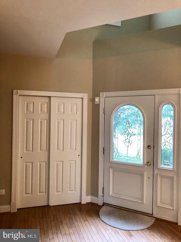 20090 VALHALLA SQ, Ashburn, VA 20147