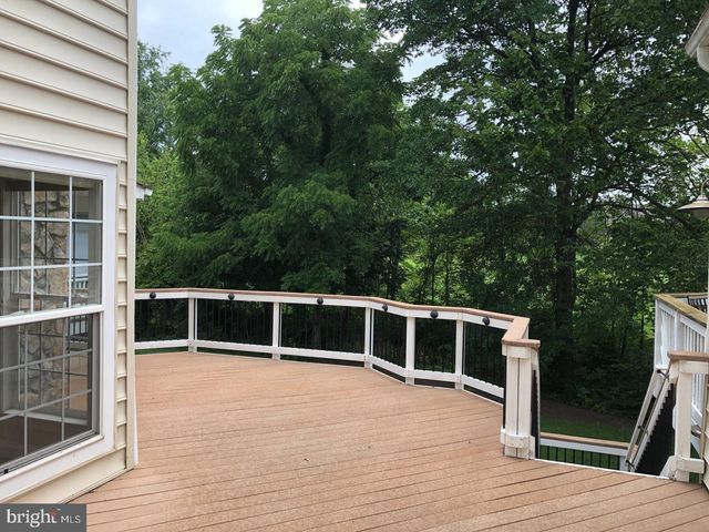 20090 VALHALLA SQ, Ashburn, VA 20147