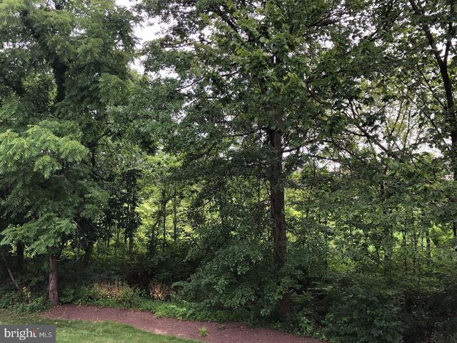 20090 VALHALLA SQ, Ashburn, VA 20147
