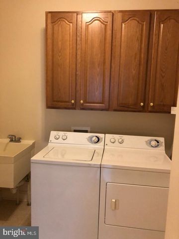 20090 VALHALLA SQ, Ashburn, VA 20147
