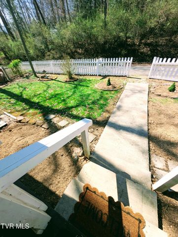 11510 Dogwood Lane, Pound, VA 24279