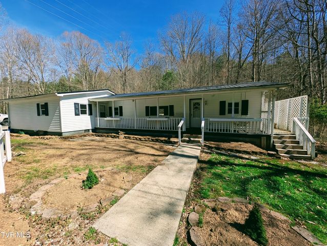 11510 Dogwood Lane, Pound, VA 24279