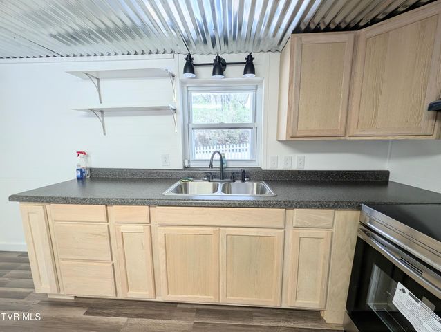 11510 Dogwood Lane, Pound, VA 24279