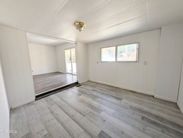 11510 Dogwood Lane, Pound, VA 24279