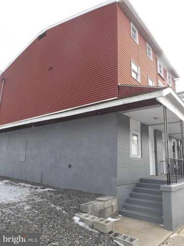 0, 305, 307 S 2ND ST, Saint Clair, PA 17970