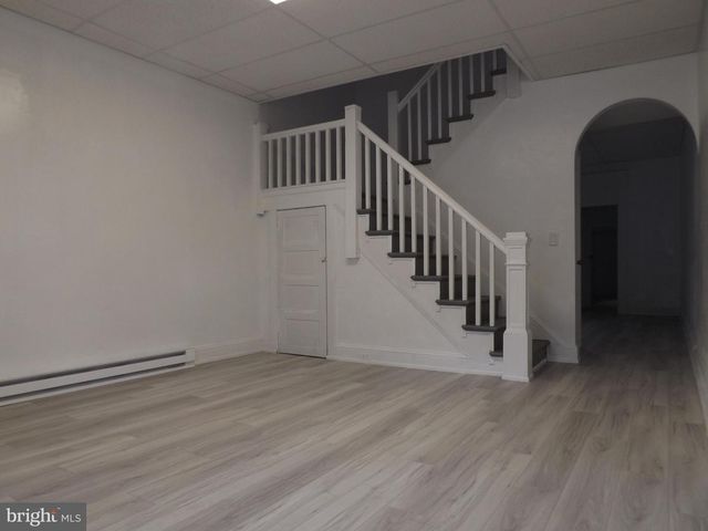 0, 305, 307 S 2ND ST, Saint Clair, PA 17970