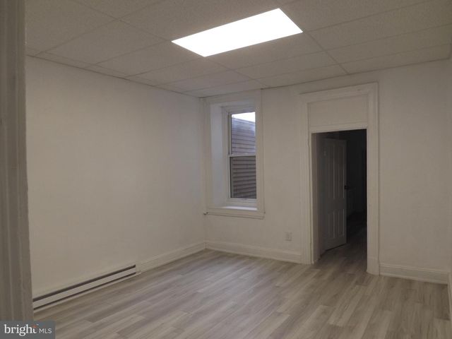 0, 305, 307 S 2ND ST, Saint Clair, PA 17970