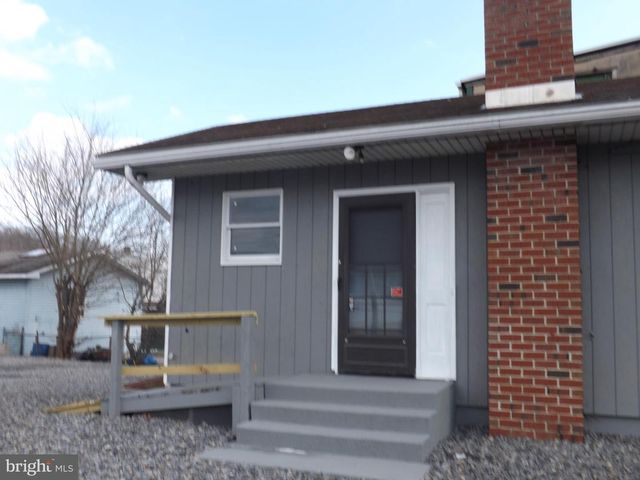 0, 305, 307 S 2ND ST, Saint Clair, PA 17970