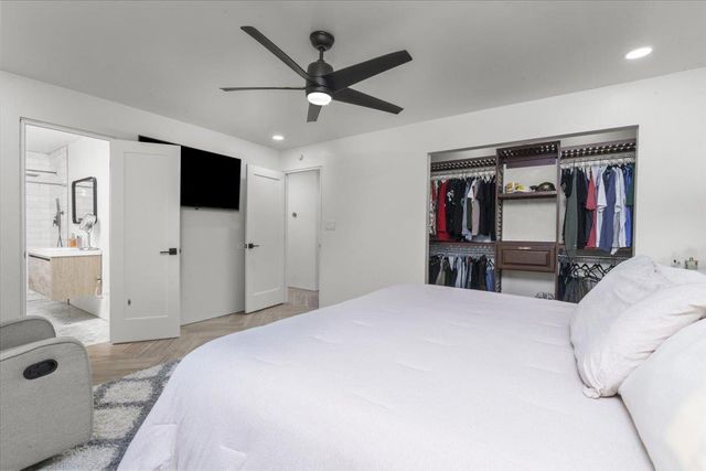 2213 Evelle Ln, Turlock, CA 95380