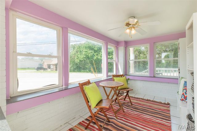 1201 Milton Road, Alton, IL 62002