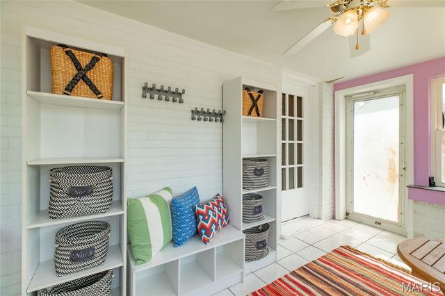 1201 Milton Road, Alton, IL 62002