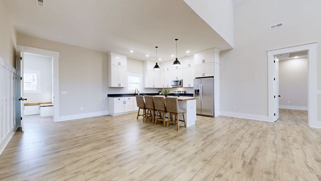 579 Lower Halls Mill Rd, Shelbyville, TN 37160