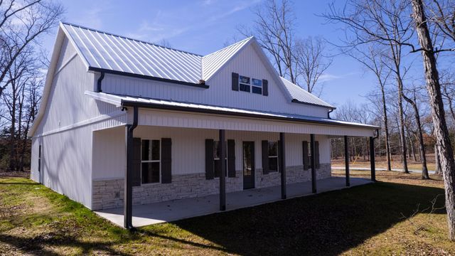 579 Lower Halls Mill Rd, Shelbyville, TN 37160