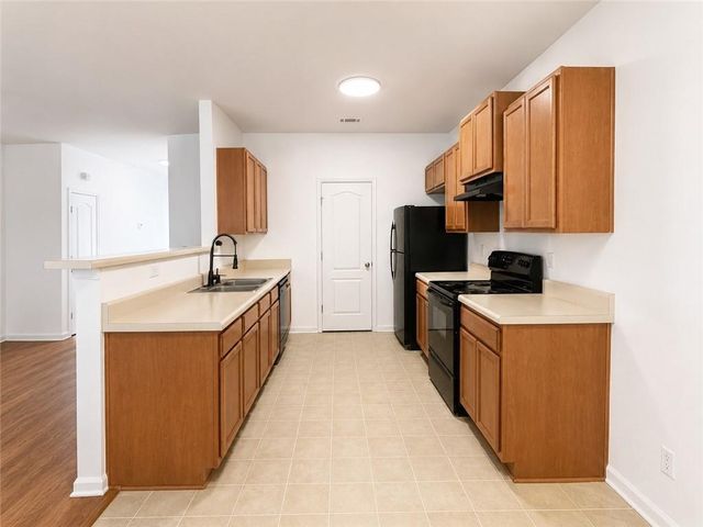6944 Rogers Point, Lithonia, GA 30058