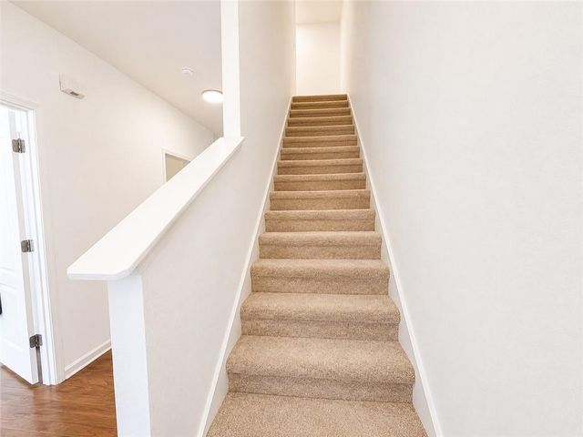 6944 Rogers Point, Lithonia, GA 30058