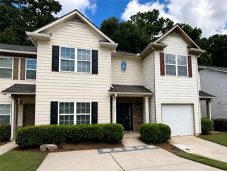 6944 Rogers Point, Lithonia, GA 30058