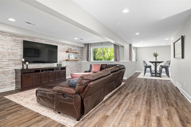 266 Pettis Avenue, Ada, MI 49301