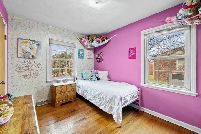 900 Pyle Ln, Hopkinsville, KY 42240