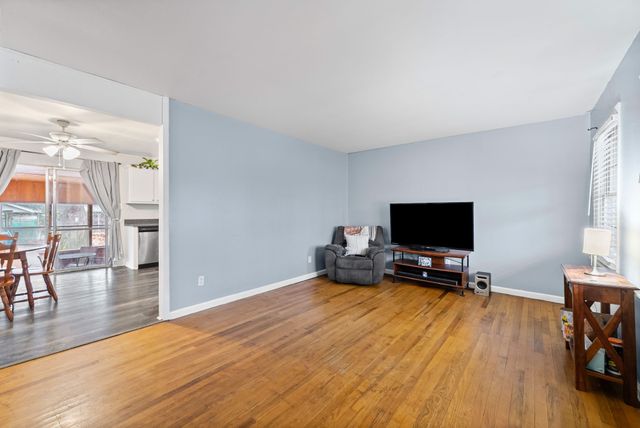 900 Pyle Ln, Hopkinsville, KY 42240