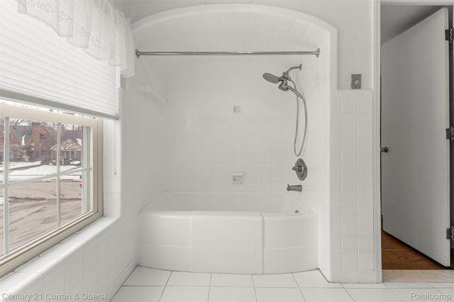 900 Meridan Street, Dearborn, MI 48124