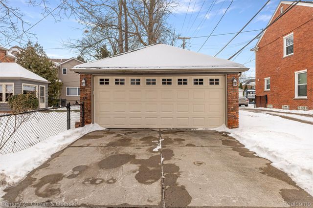 900 Meridan Street, Dearborn, MI 48124