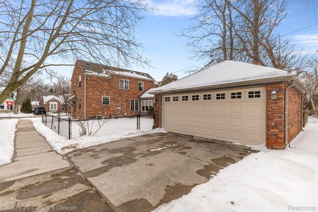 900 Meridan Street, Dearborn, MI 48124