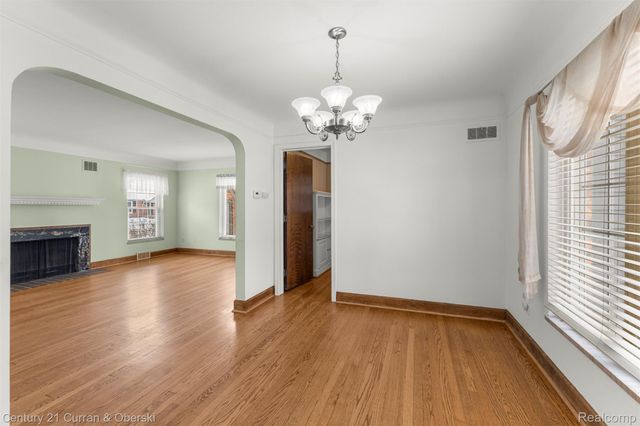 900 Meridan Street, Dearborn, MI 48124