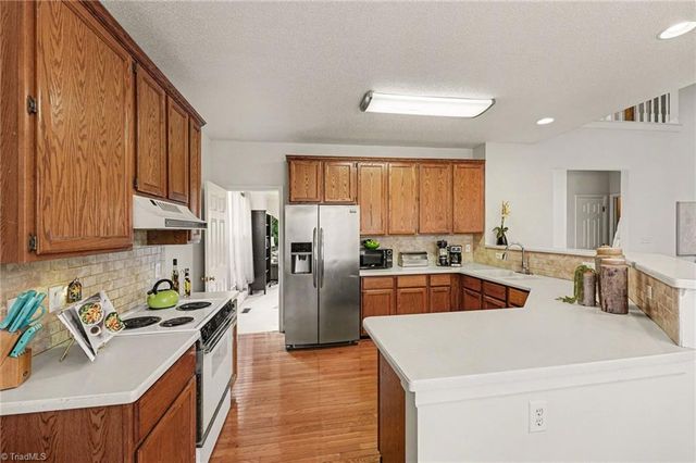 3608 Two Oaks Drive, Greensboro, NC 27410