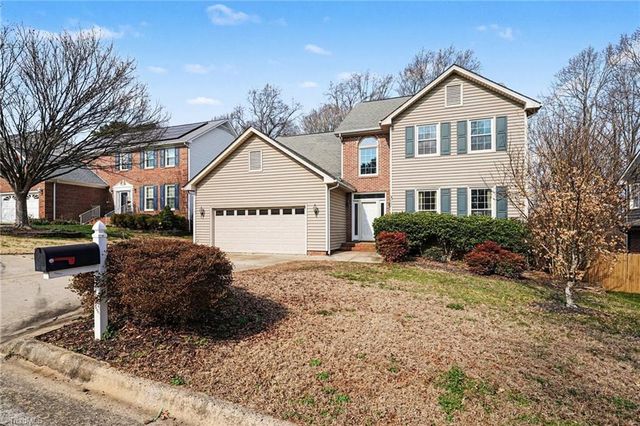 3608 Two Oaks Drive, Greensboro, NC 27410
