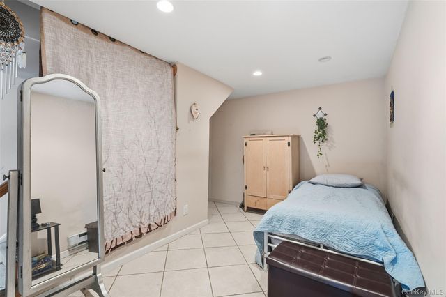 17 Birch Hill Road, Putnam Valley, NY 10579