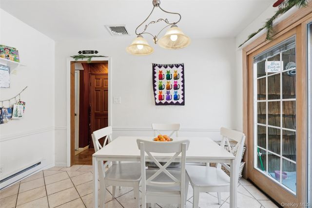 17 Birch Hill Road, Putnam Valley, NY 10579