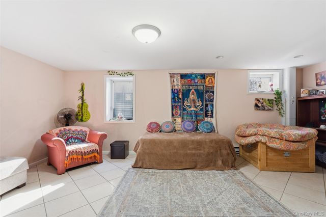 17 Birch Hill Road, Putnam Valley, NY 10579