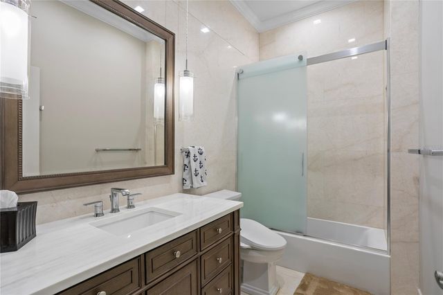 16601 AVILA BOULEVARD, Tampa, FL 33613