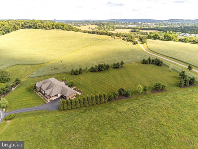 30 ANDES LN, Reading, PA 19608