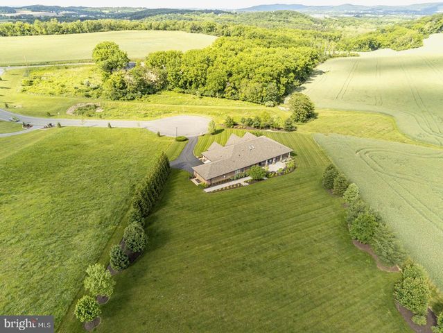30 ANDES LN, Reading, PA 19608