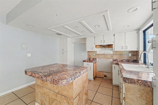 8422 SPRING HILL DRIVE, Spring Hill, FL 34608