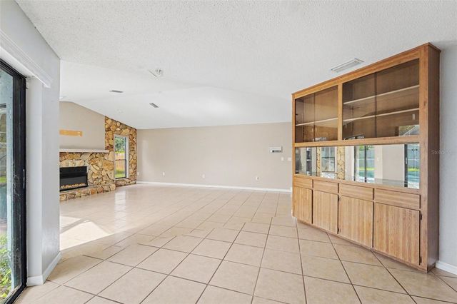8422 SPRING HILL DRIVE, Spring Hill, FL 34608