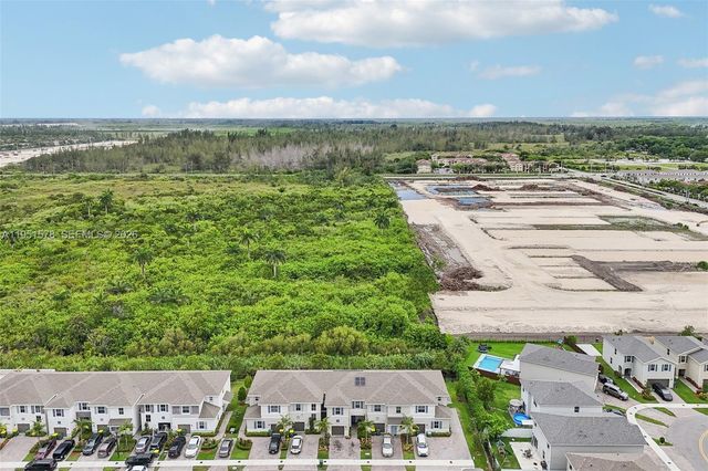 754 SE 19th St, Homestead, FL 33034