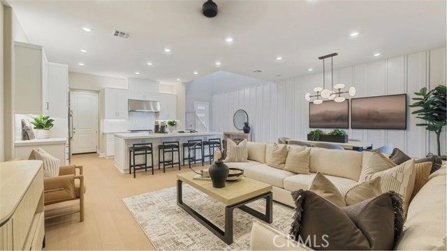 1185 Snowberry Place, Montebello, CA 90640