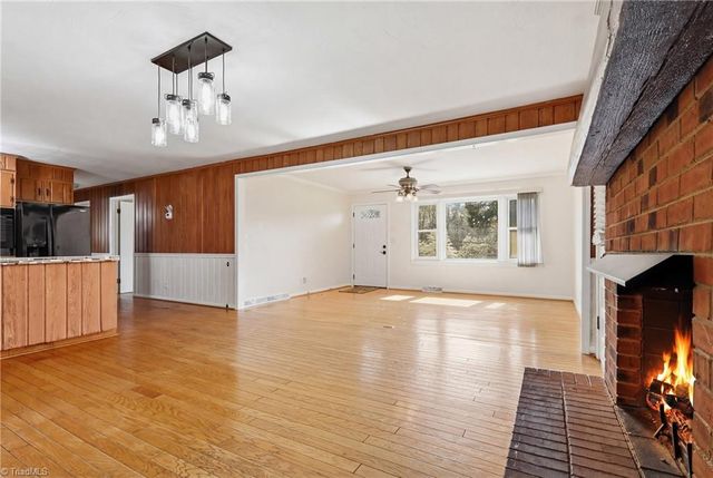 1024 Country Lane, Winston-salem, NC 27107