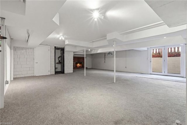 1024 Country Lane, Winston-salem, NC 27107