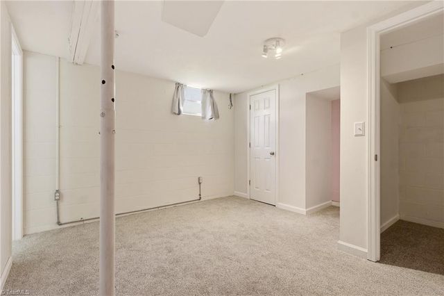 1024 Country Lane, Winston-salem, NC 27107