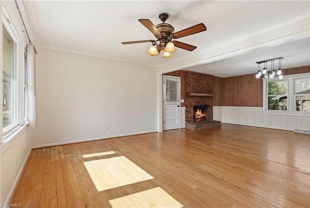 1024 Country Lane, Winston-salem, NC 27107