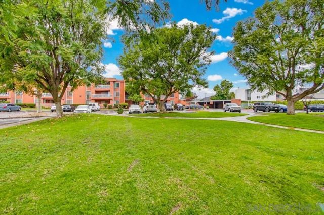 1010 E Washington Ave. 72, Escondido, CA 92025