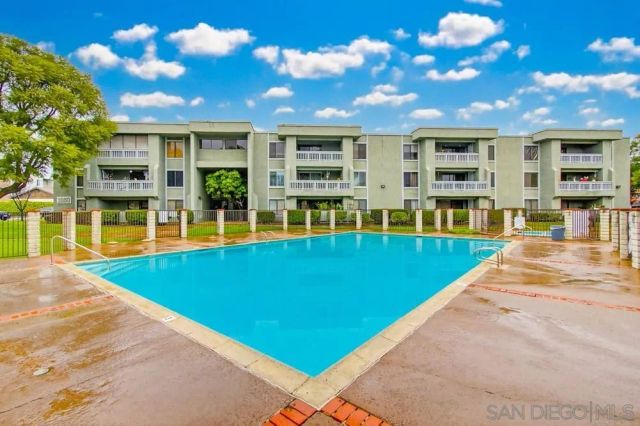 1010 E Washington Ave. 72, Escondido, CA 92025