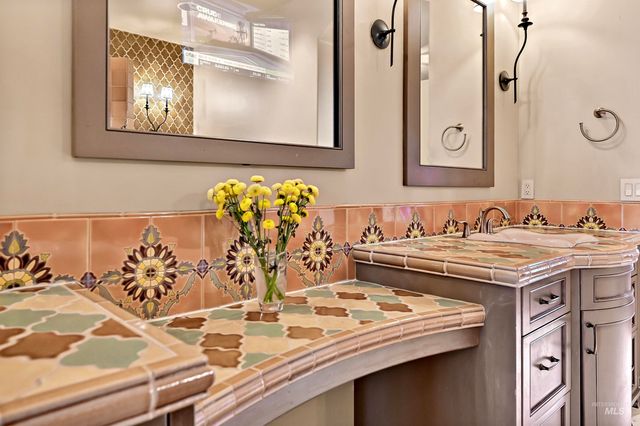 1810 N Valle Bello Way, Eagle, ID 83616