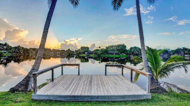 5152 SW 104th Avenue, Cooper City, FL 33328