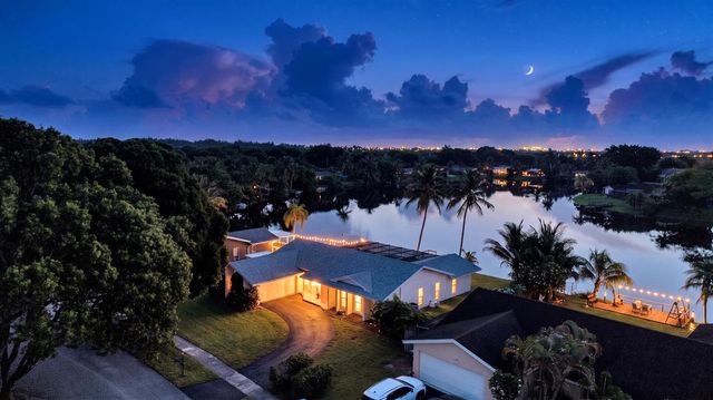 5152 SW 104th Avenue, Cooper City, FL 33328