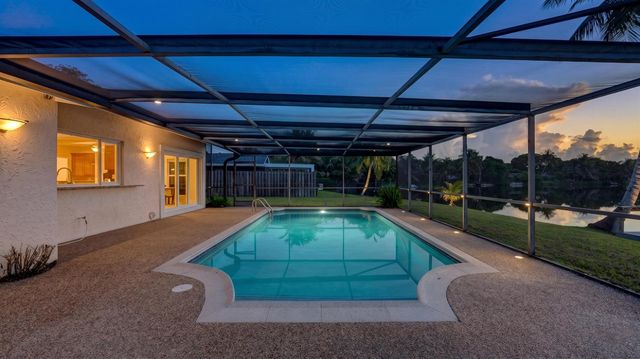 5152 SW 104th Avenue, Cooper City, FL 33328
